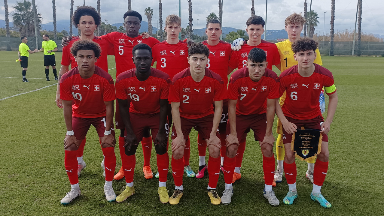 Fussball Sieben (!) UNITEDS mit der U17Nati im Einsatz! UNITED